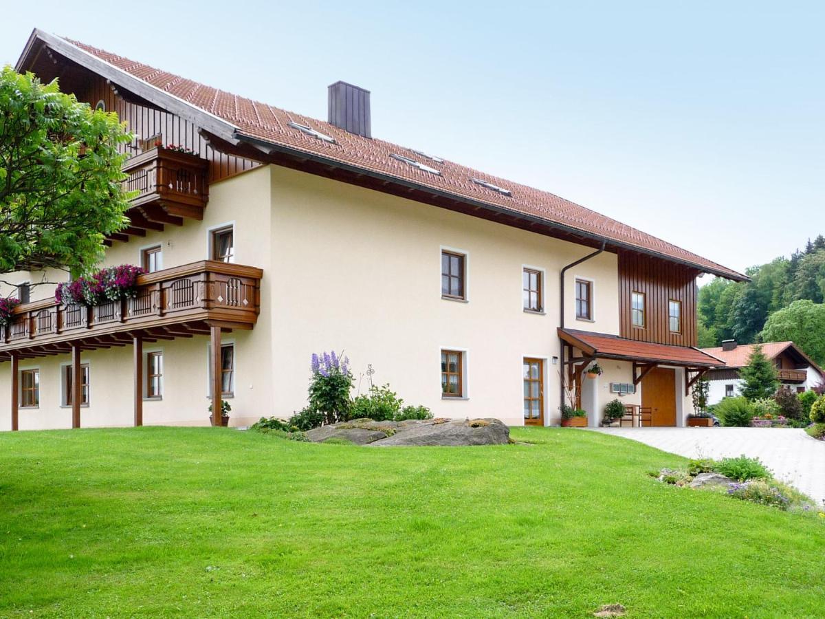 Apartment Freisinger-1 By Interhome Zachenberg Exterior photo